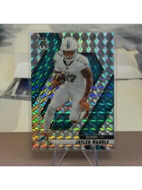 🔥 2025 Jaylen Waddle Panini Mosaic Silver Reactive Prizm Card. Miami Dolphins
